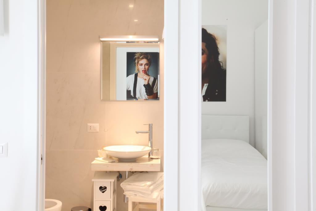 Big Johnny B Bed and breakfast 2*